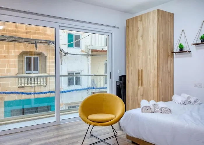 Cosy Little In Pieta Close To Valletta Tal Guardamangia