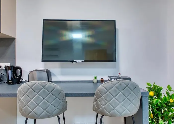 Cosy Little In Pieta Close To Valletta *